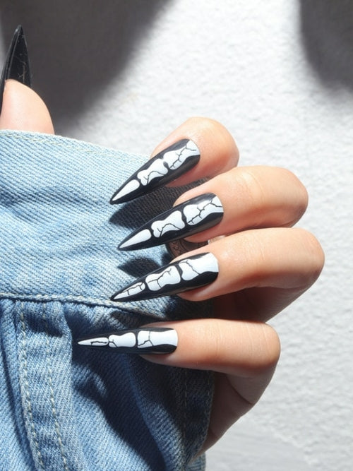 24Pcs Long Coffin False Nails Halloween Fire Designs Wearable French