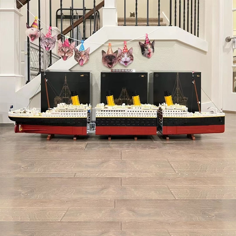 Hot Film Titanic Large Cruise Ship Compatible 10294 DIY Model Building